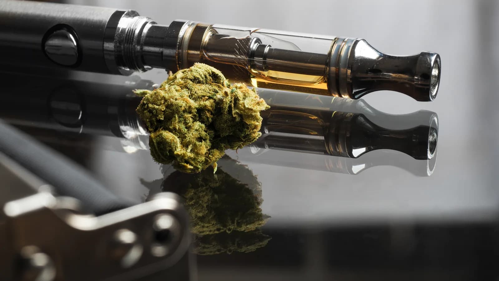 Cannabis flower and THC vape cartridge for a parent guide about potency and teen anxiety